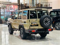 تۆیۆتا لاند کرۆزەر 76